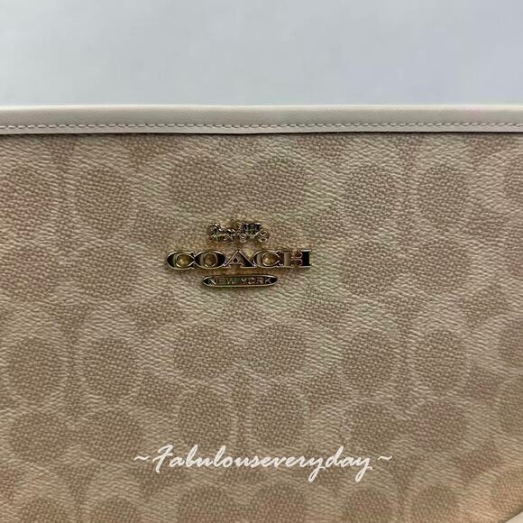 Coach City Large Bucket Crossbody Bag In Signature Canvas CT802 Sand/Chalk NWT - Picture 6 of 10